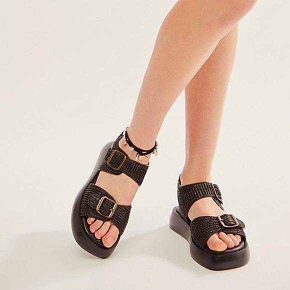 Free People Mandi Weave Sandals Black Flatform Woven Size 8.5 New NWOB - Picture 1 of 7